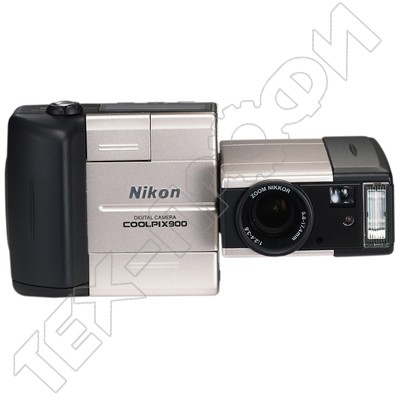  Nikon Coolpix 900